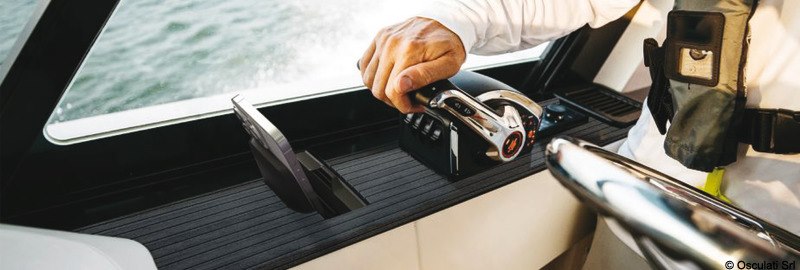 Supporto da incasso carica wireless SCANSTRUT Aura 