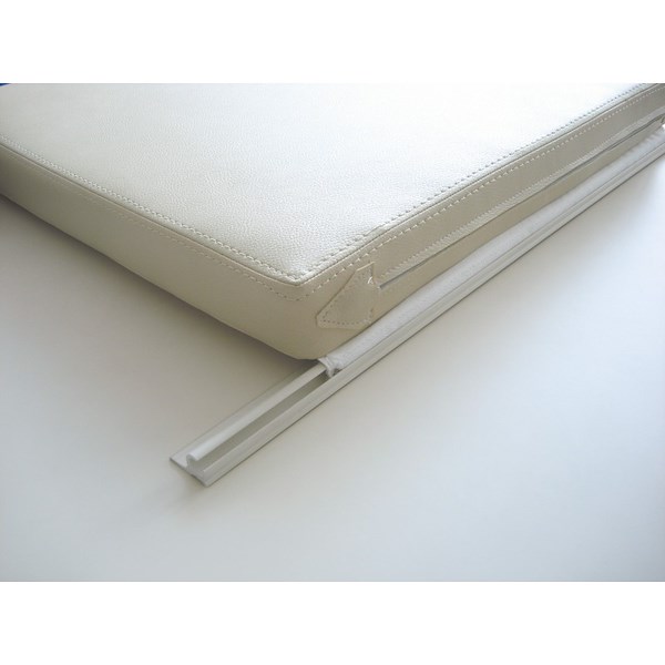 PROFILO IN PVC PER CUSCINERIA MT4