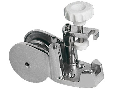 Musone di prua con blocca ancora