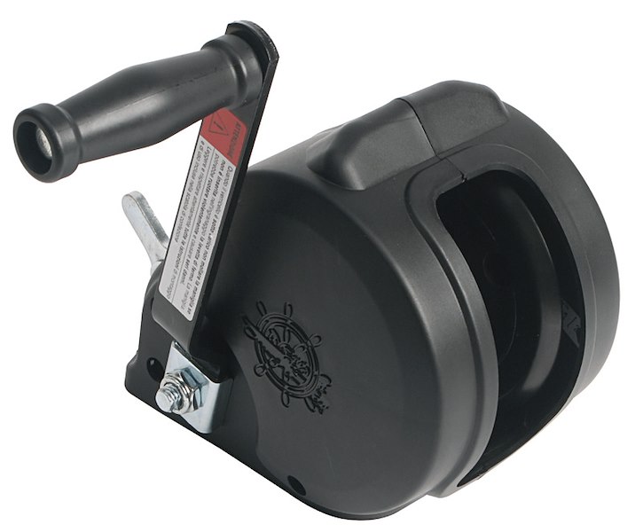 Arganello carenato per alaggio imbarcazioni con carenatura esterna in tecnopolimero