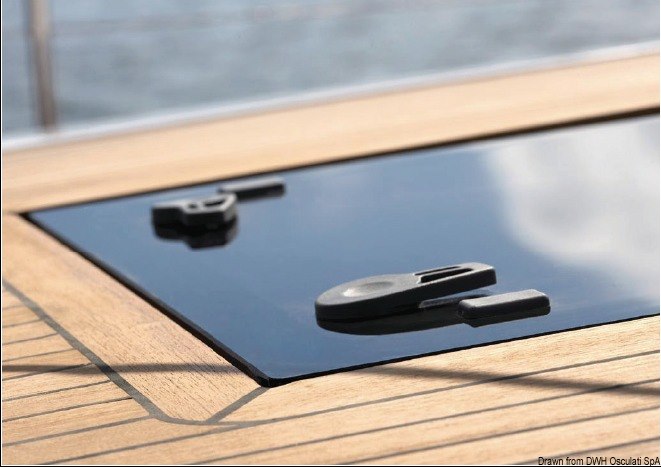 Passauomo LEWMAR Flush Hatch