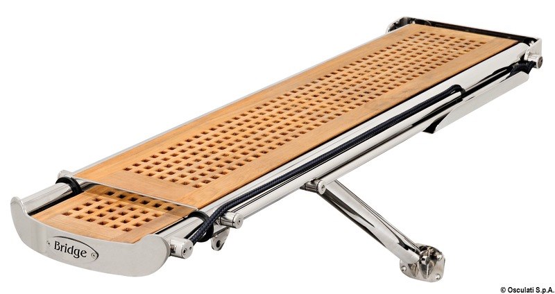 Passerella idraulica telescopica BRIDGE con struttura in acciaio inox AISI 316 lucidato a specchio