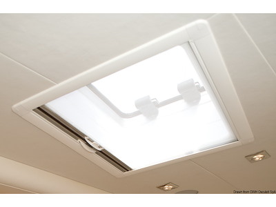 Tenda oscurante e zanzariera avvolgibili DOMETIC Skyscreen Roller Recessed – installate incassate e a filo celino