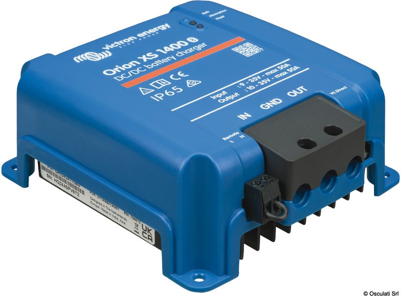 Convertitore di tensione VICTRON DC/DC di potenza non isolato, utilizzabile anche come carica batteria - Solo versione con uscita regolabile